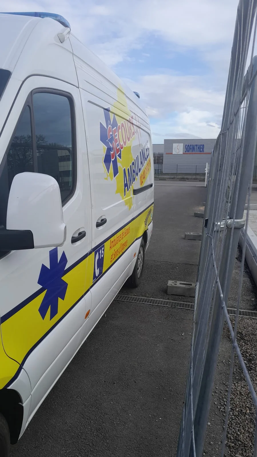 Transport ambulance dialyse régulier confortable 44